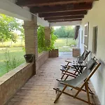 Chez Sári